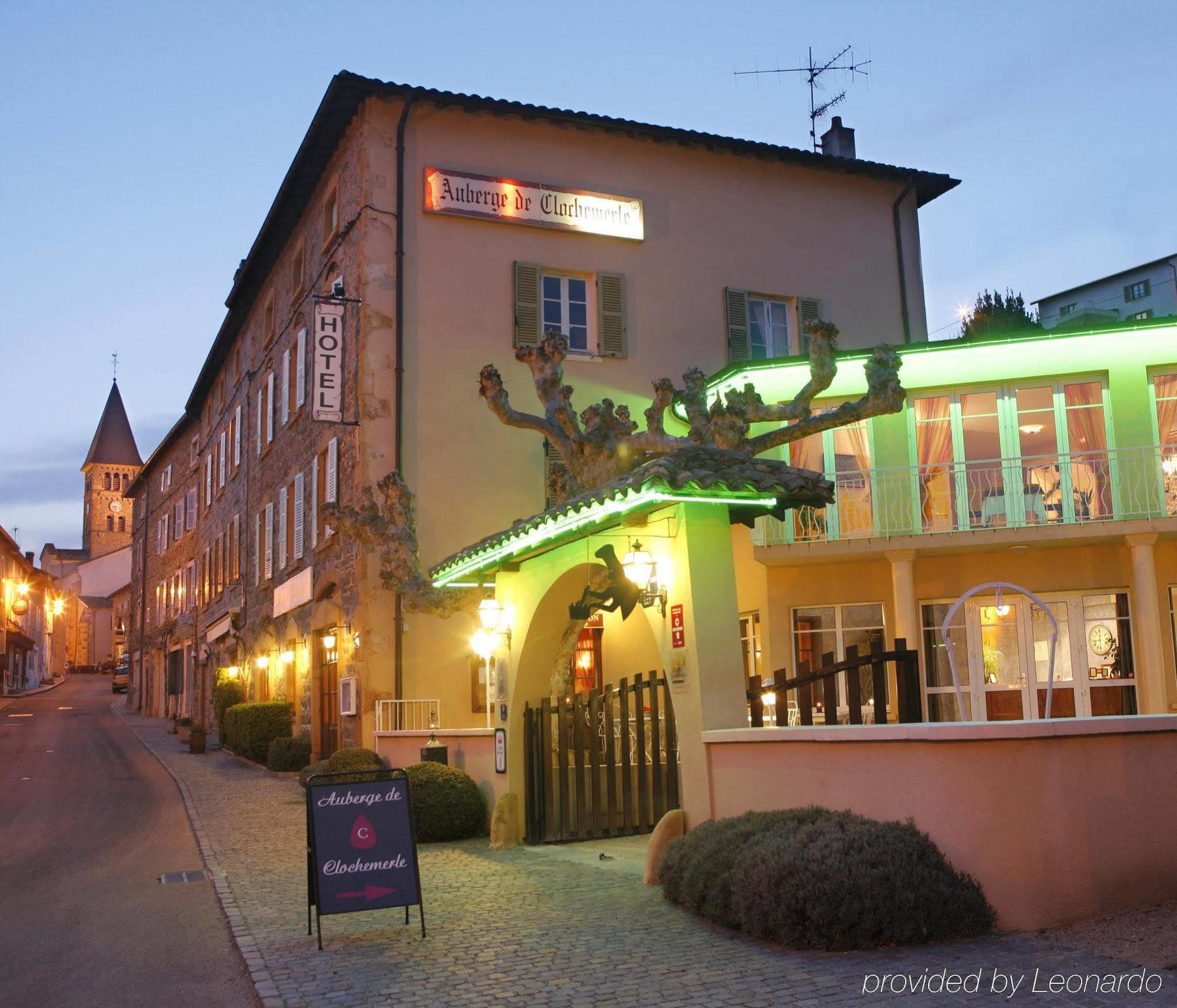 Auberge De Clochemerle, Spa Privatif & Restaurant Gastronomique Vaux-en-Beaujolais Εξωτερικό φωτογραφία